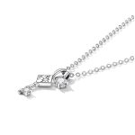 Strieborný náhrdelník s príveskom na kľúče