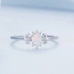 Strieborný prsteň, opál, veľkosť 7