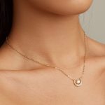 Strieborný náhrdelník, Slnko a Mesiac