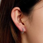 Strieborné náušnice, tvar retiazky