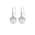 Strieborné náušnice, kvetinové perly