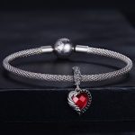 Strieborné kúzlo, okrídlené srdce