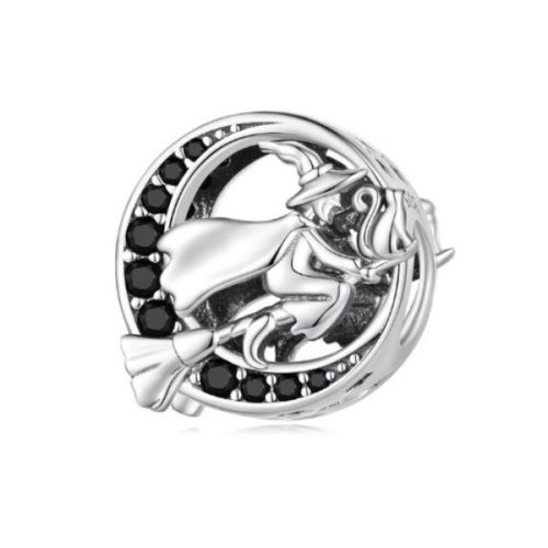 Strieborné kúzlo, čarodejnica