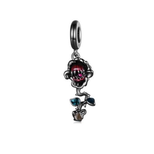 Strieborné kúzlo, červená ruža