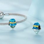 Strieborné kúzlo, mimozemšťan