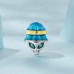 Strieborné kúzlo, mimozemšťan