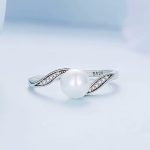 Ezüst gyűrű fehér gyönggyel, 6-os méret