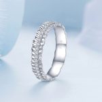 Strieborný dámsky prsteň s bielym krištáľom, veľkosť 6