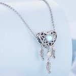 Strieborný prívesok, netopier, srdiečko lapač snov, s krištáľom