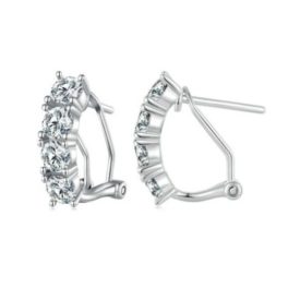 Strieborné náušnice s moissanitovým kryštálom
