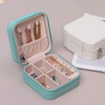 Šperkovnica na prívesky, prstene, náramky, retiazky, prenosná, modrá