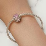 Strieborné kúzlo, šálka na čaj