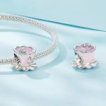 Strieborné kúzlo, šálka na čaj