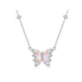 Strieborný náhrdelník s príveskom motýľa