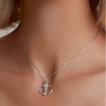 Strieborný náhrdelník s príveskom kotva