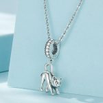 Strieborné kúzlo, mačiatko