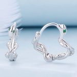 Strieborné náušnice, srdce s hadom