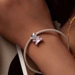 Strieborné kúzlo, medvedík s hviezdou