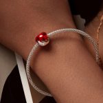 Strieborné kúzlo, jablko