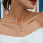 Strieborný náhrdelník s príveskom snehová vločka