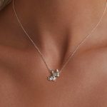 Strieborný náhrdelník s príveskom buldog