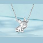 Strieborný náhrdelník s príveskom buldog