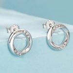 Strieborné náušnice, abstraktné