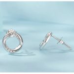 Strieborné náušnice, abstraktné