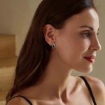 Strieborné náušnice, vlnité