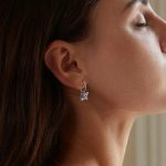 Strieborné náušnice, motýľ