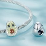 Strieborné kúzlo, avokádo