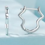 Strieborné náušnice, vlnité