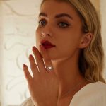 Ezüst gyűrű opálszívvel, 7-es méret