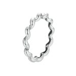 Strieborný prsteň, točený, veľkosť 6