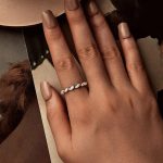 Strieborný prsteň, točený, veľkosť 8