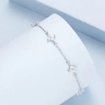 Strieborný náramok s krištáľom