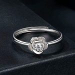 Ezüst gyűrű rózsával