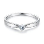 Strieborný dámsky prsteň s moissanitovým kryštálom, veľkosť 6