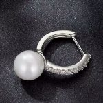 Ezüst fülbevaló, moissanit és gyöngy