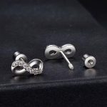 Strieborné náušnice, nekonečná láska