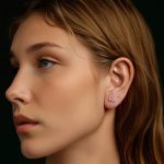 Strieborné náušnice, nekonečná láska