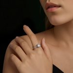 Strieborný prsteň s kvetmi, veľkosť 7