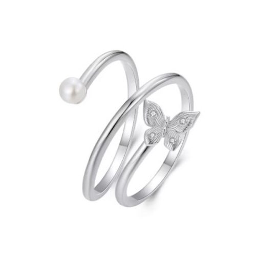 Strieborný prsteň s motýľom