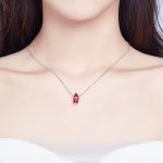 Strieborné kúzlo, fľaša koly