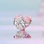 Strieborné kúzlo, srdce s mašľou