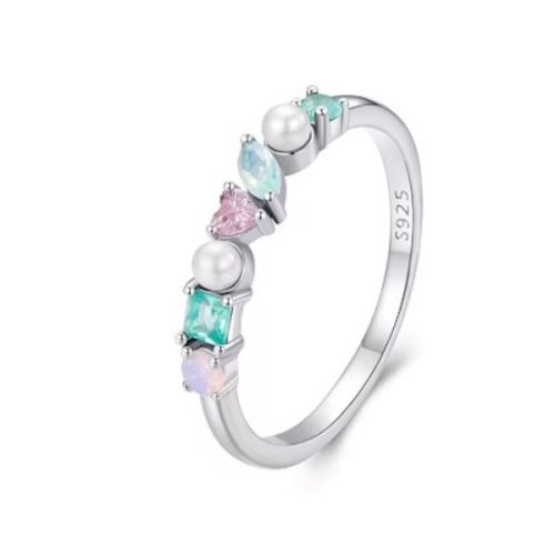 Strieborný prsteň s kamienkami, veľkosť 6