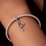 Strieborné kúzlo, srdce s hviezdou