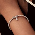 Strieborné kúzlo, mašľa