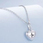 Strieborné kúzlo, srdce s hviezdou