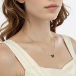 Ezüst nyaklánc lóherés medállal